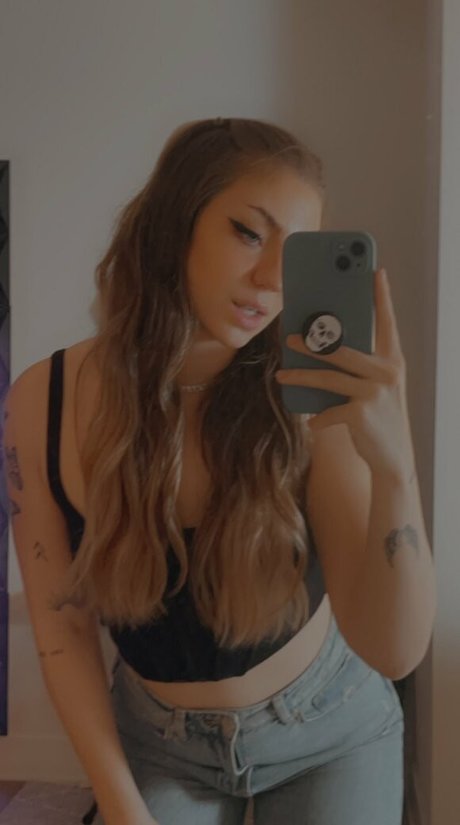 クロスフィットオンリーファンズ ヌード 写真