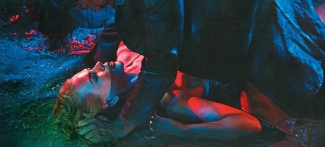 曲線美のランジェリーオンリーファンズ 無料アダルト 写真