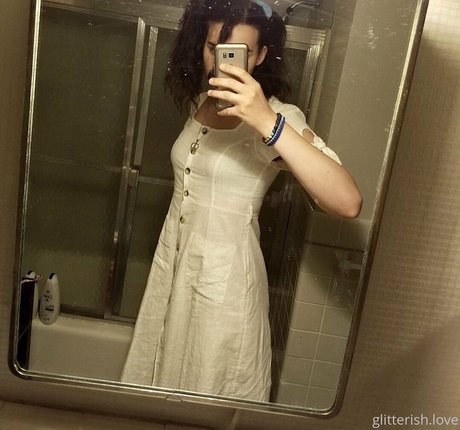 レズビアンマッサージオンリーファンズ ポルノ 写真