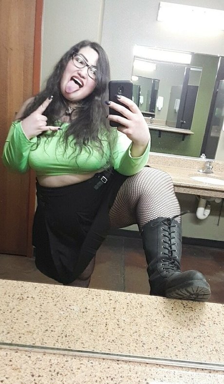 spacevvitch666 ホットなポルノスター 写真