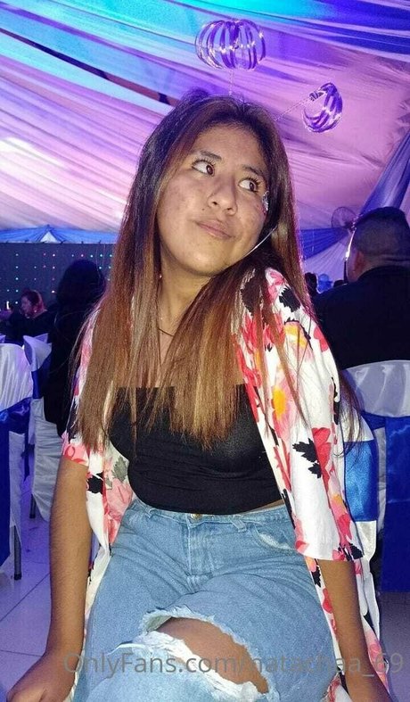 natachaa 69 エロティックなスター 写真