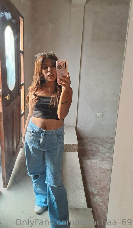 natachaa 69 スター xxx ギャラリー