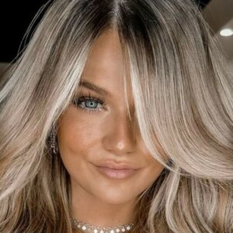 Dela Reilley HDスター 写真