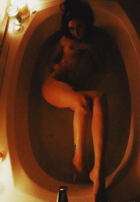 thisominouslife ヌードのポルノスター 写真