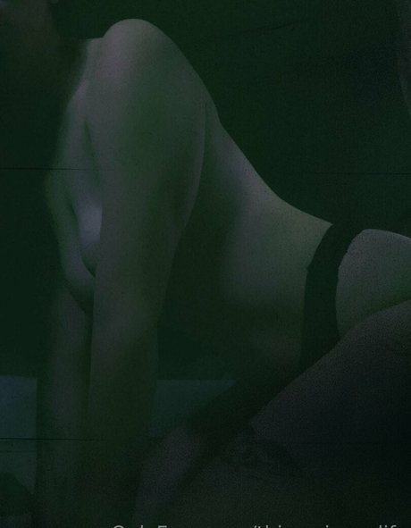 thisominouslife アダルトスター アーカイブ