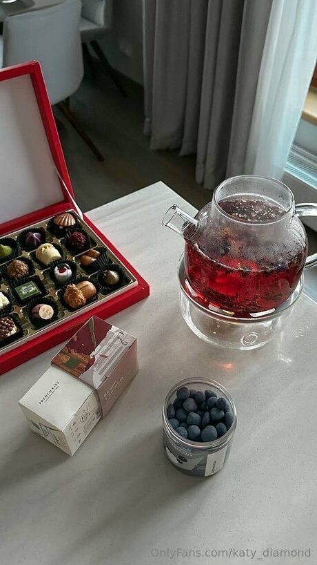 Katy Diamond ポルノスター ギャラリー