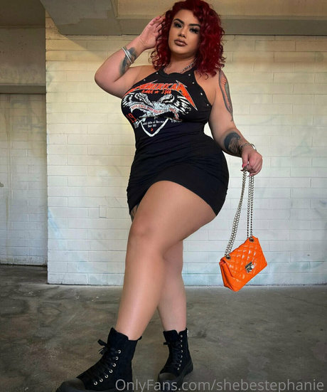 shebestephanie 独占モデル ギャラリー