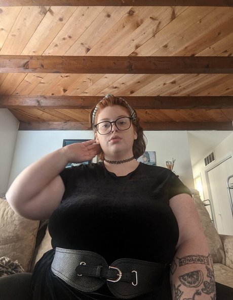 belthaneb ポルノモデル 写真