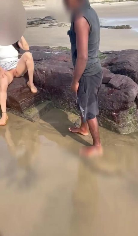 Sexyindianwife ポルノスター 画像