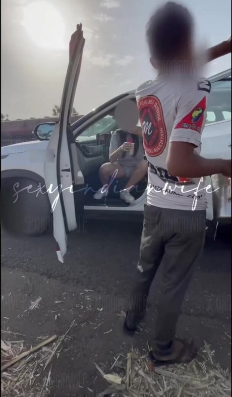 Sexyindianwife 高品質のポルノスター 画像