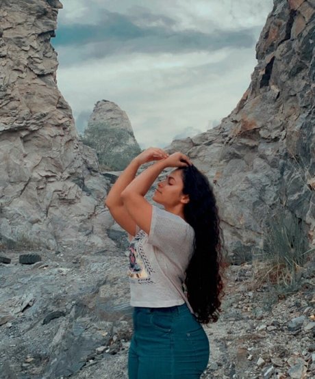 ヌード妻オンリーファンズ アート裸 ギャラリー