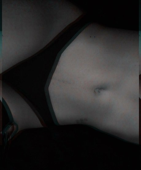 黒檀BDSMオンリーファンズ アートヌード 写真