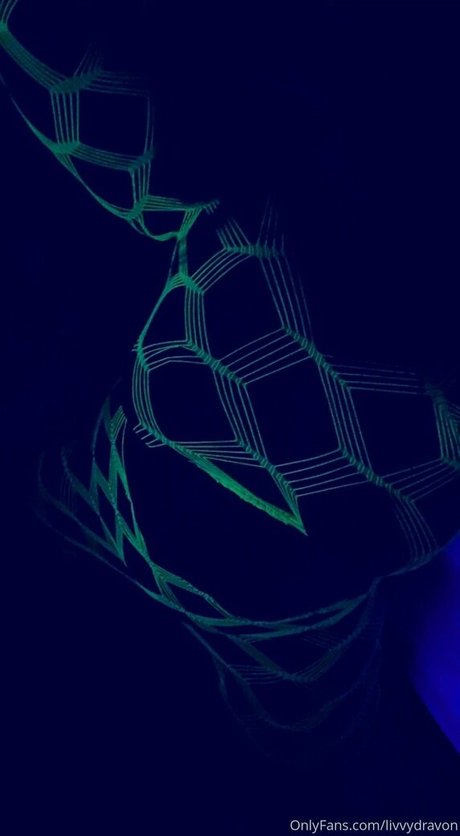 ohlivvynoir ポルノスター HD 写真