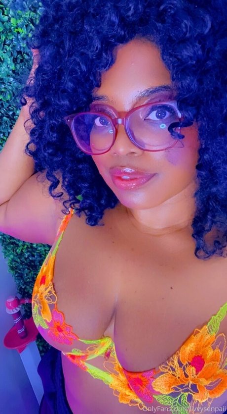 POV 熟女 オンリーファンズ 無料裸 写真