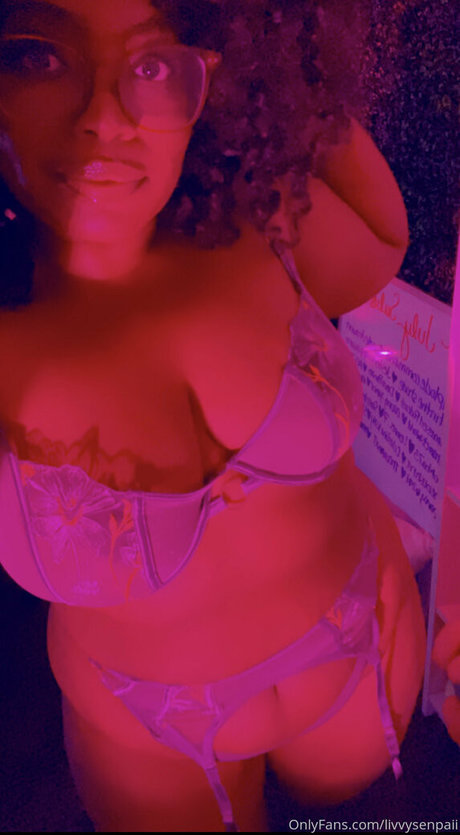 ohlivvynoir 写真集