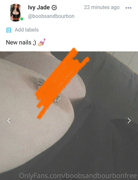 boobsandbourbonfree かわいいスター 写真