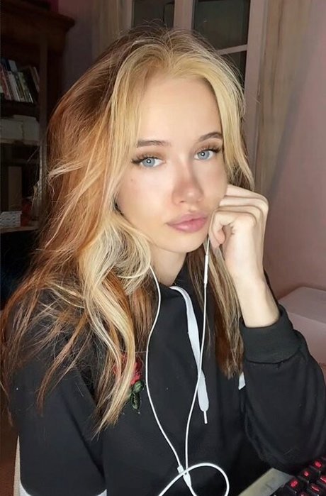 本物のオンリーファンズ ホット裸 ギャラリー