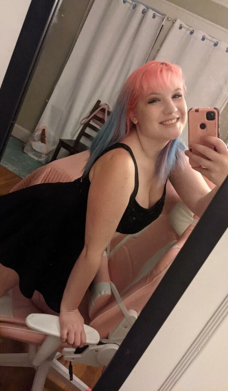 Natalie Minx 写真集