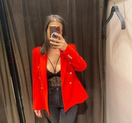 Ella Mom 完璧なポルノスター 写真