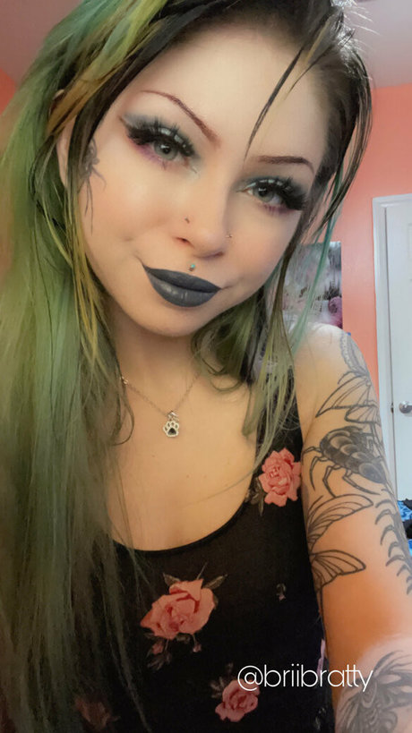 オタクプリンセスオンリーファンズ えろた 画像