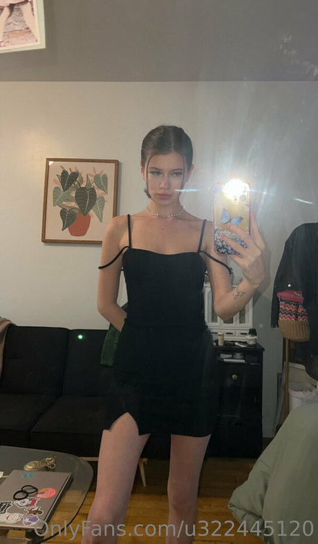 Nicole Kinsley ヌードのポルノスター 画像