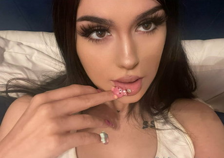 itsazaleaxo HDスター ギャラリー