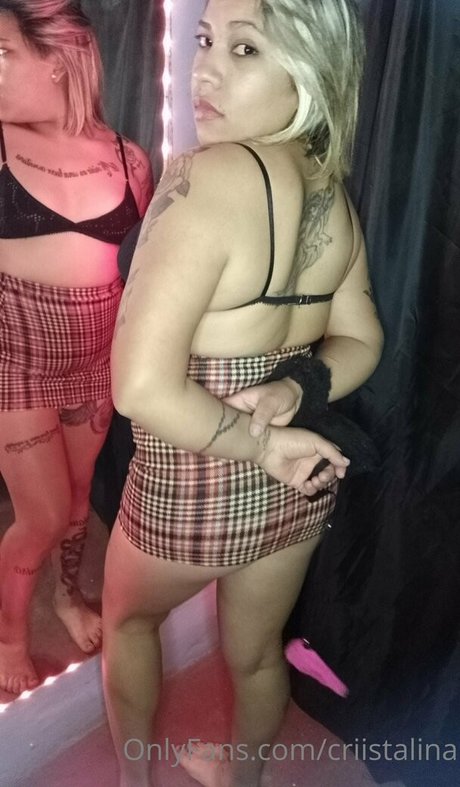 crysttaal 30 最高のモデル 写真