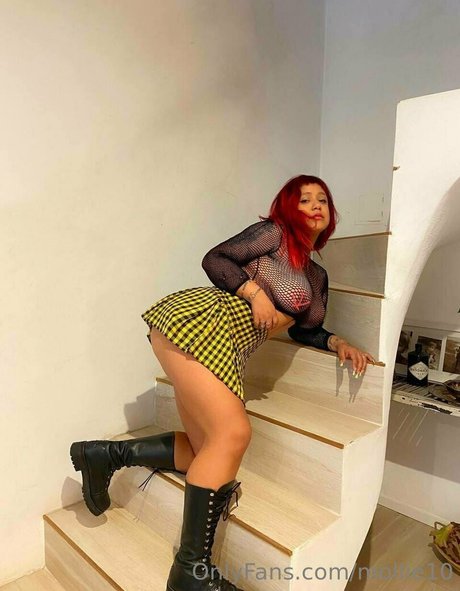 mollie10 セックスモデル 写真