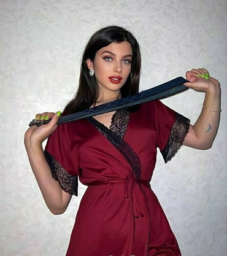 mollie10 ポルノスター 裸 写真