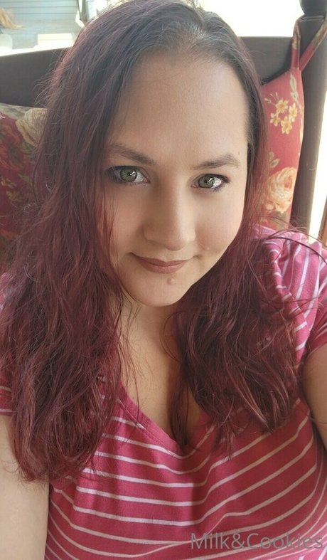 domiemomie スター 裸 写真