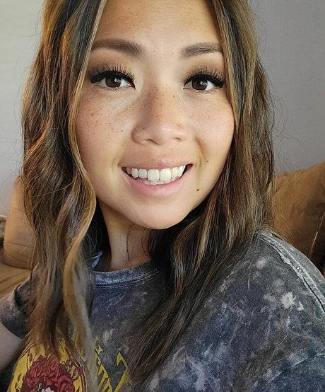 Miss Jee Yung ポルノスター セックス 写真