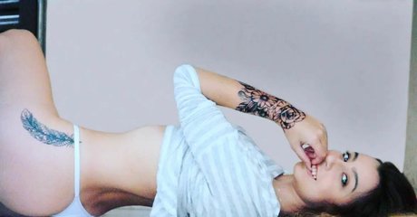 フラットオンリーファン アート裸 写真