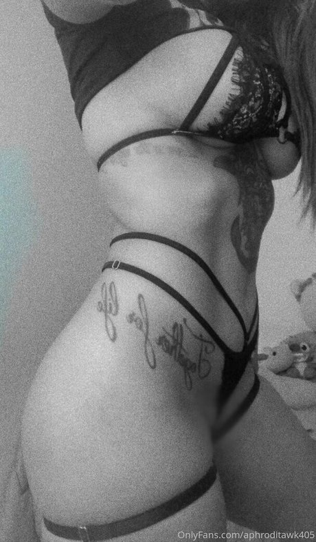 rousse 777 セックスポルノスター 写真