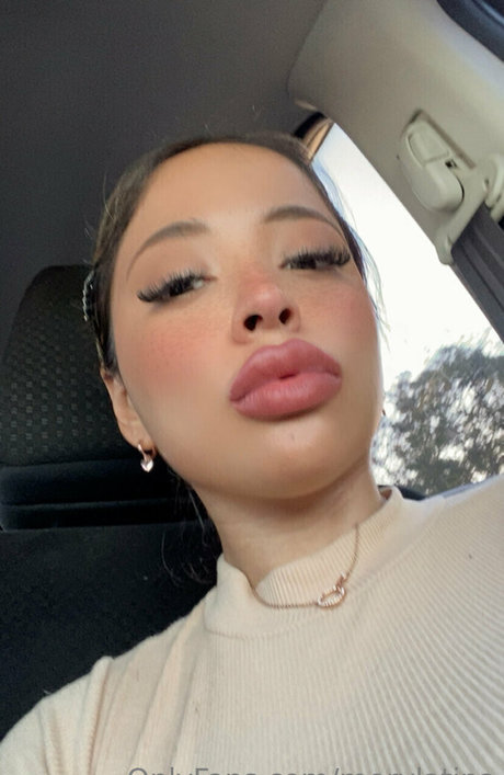 merylatina HDポルノスター 写真