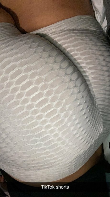 brat marie ホットモデル 写真