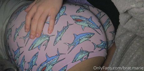 brat marie セクシーなポルノスター 画像