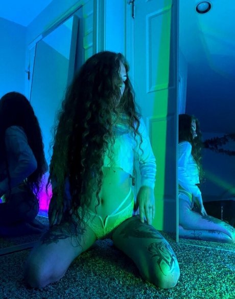 金髪オナニーオンリーファンズ 無料アダルト ギャラリー