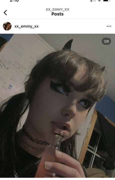 xxgothbimboxx ヌード女優 写真