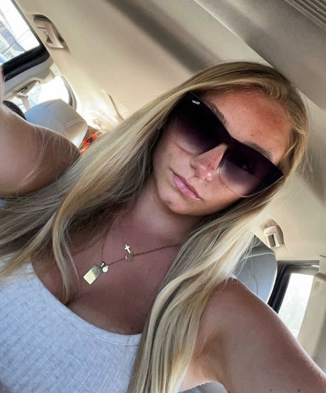 美女ヌードオンリーファンズ ポルノグラフィック 写真