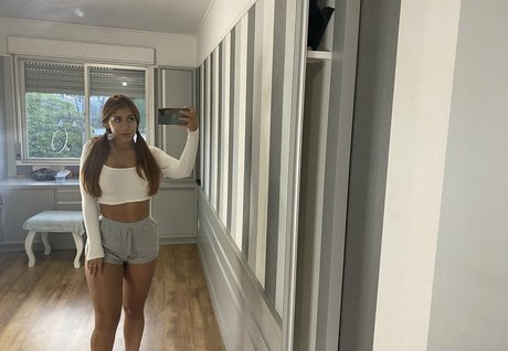 Sweet Mila ポルノスター 画像