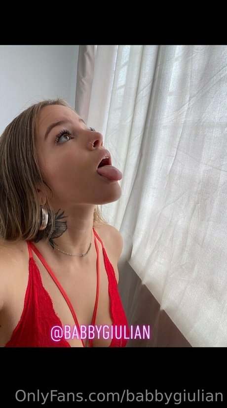 babbygiulian トップ女優 写真