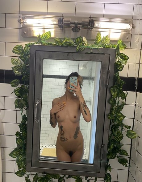 whoreticulture ヌードモデル ギャラリー