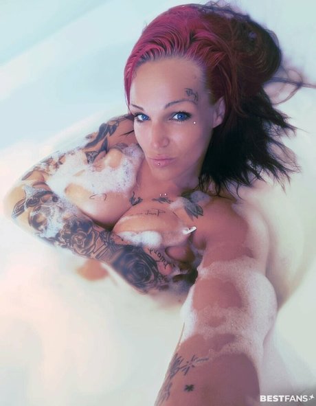 Ina marina 独占女優 画像