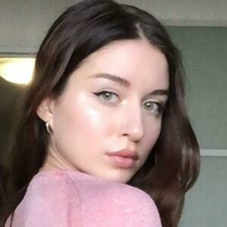 熟女のおっぱいオンリーファンズ 美しい裸 写真