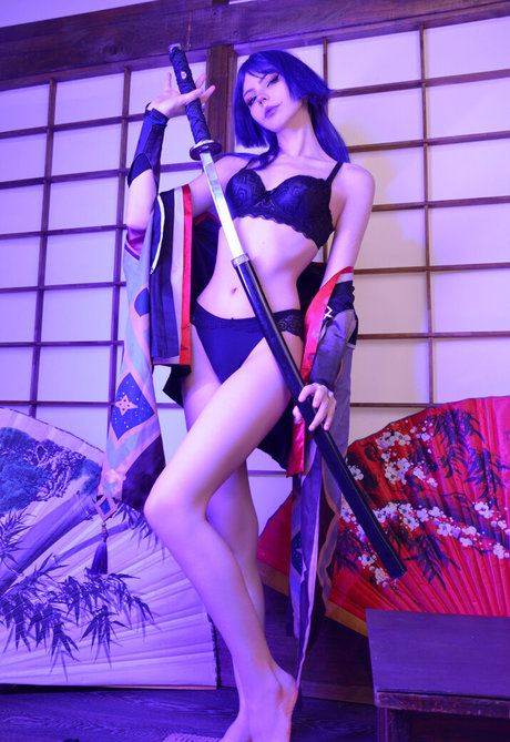 ピンク髪のオンリーファンズ 無料 写真