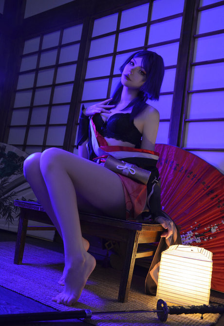 Flutterow アダルト女優 写真