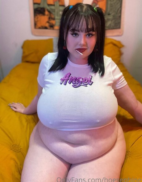 ビキニストリップオンリーファンズ 無料xxx アーカイブ