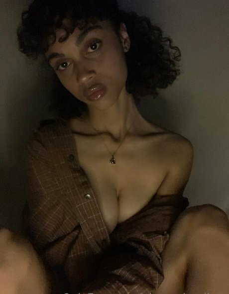 alexandraallure アダルトモデル 画像