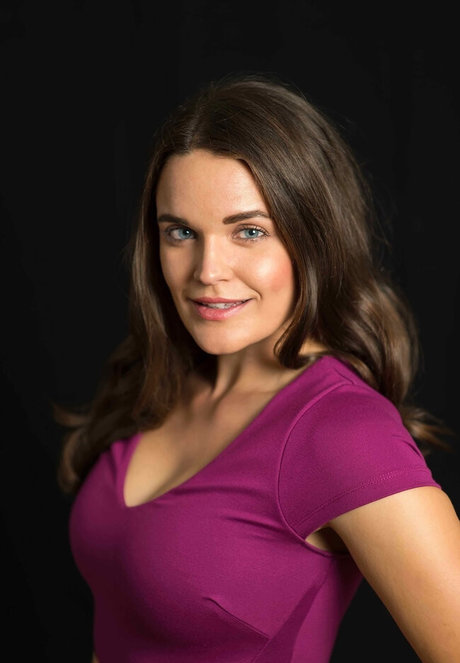 Laura Winter セクシーモデル 写真