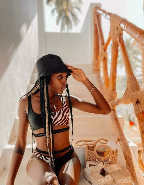 黒人ティーンオンリーファンズ 無料アダルト ギャラリー